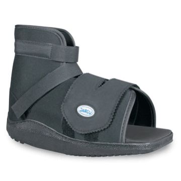 Cast Boot SlimLine Unisex Black - Female 5-1/2 to 8